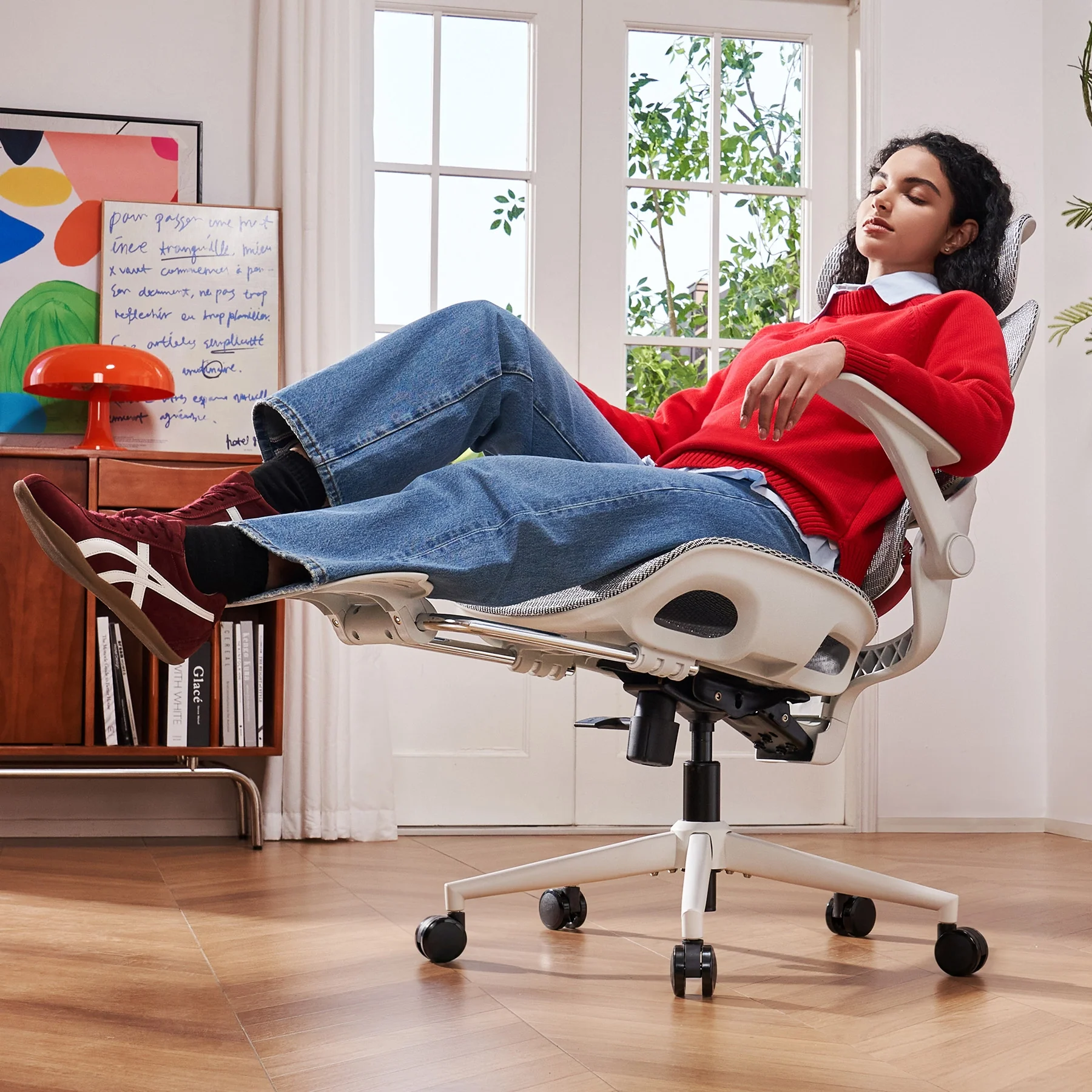 Sihoo B100 Ergonomic Office Chair With Flip-Up Armrest - Image 3